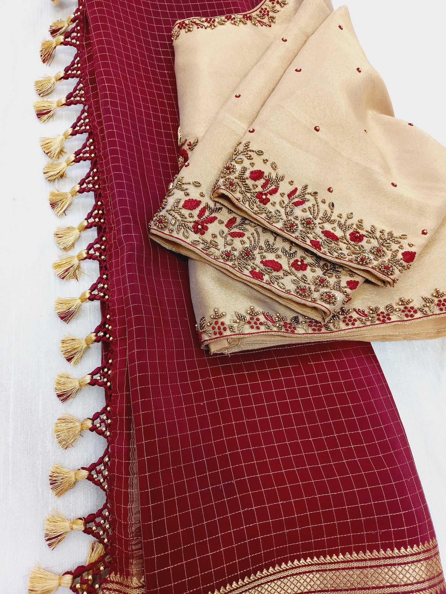 GoldHandembroideryblouse-Alankrutha
