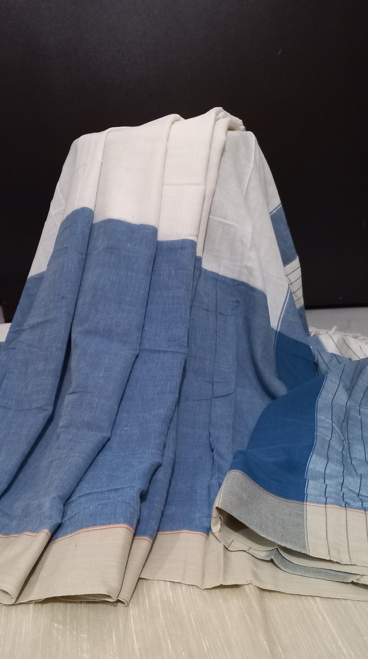 Mul Cotton Handloom Half and Half Saree