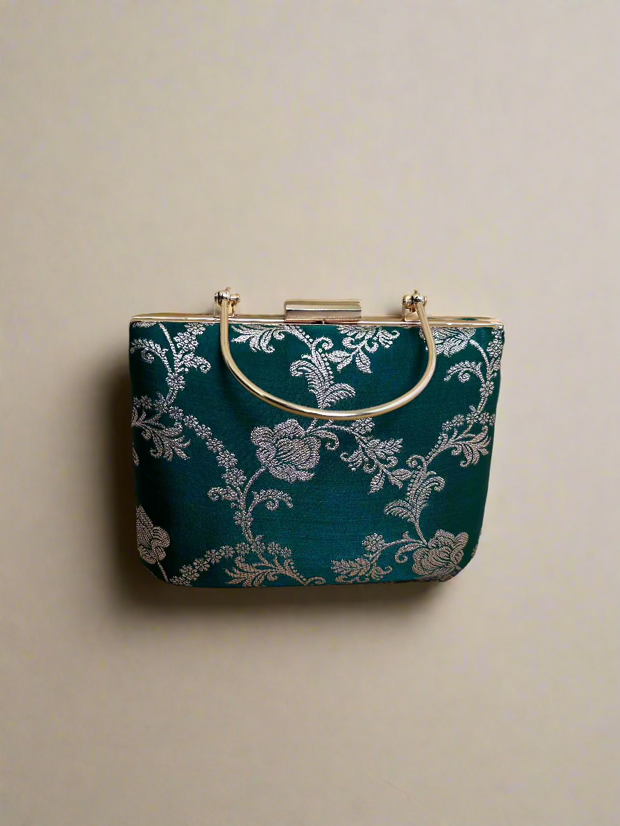 green clutch-Alankrutha