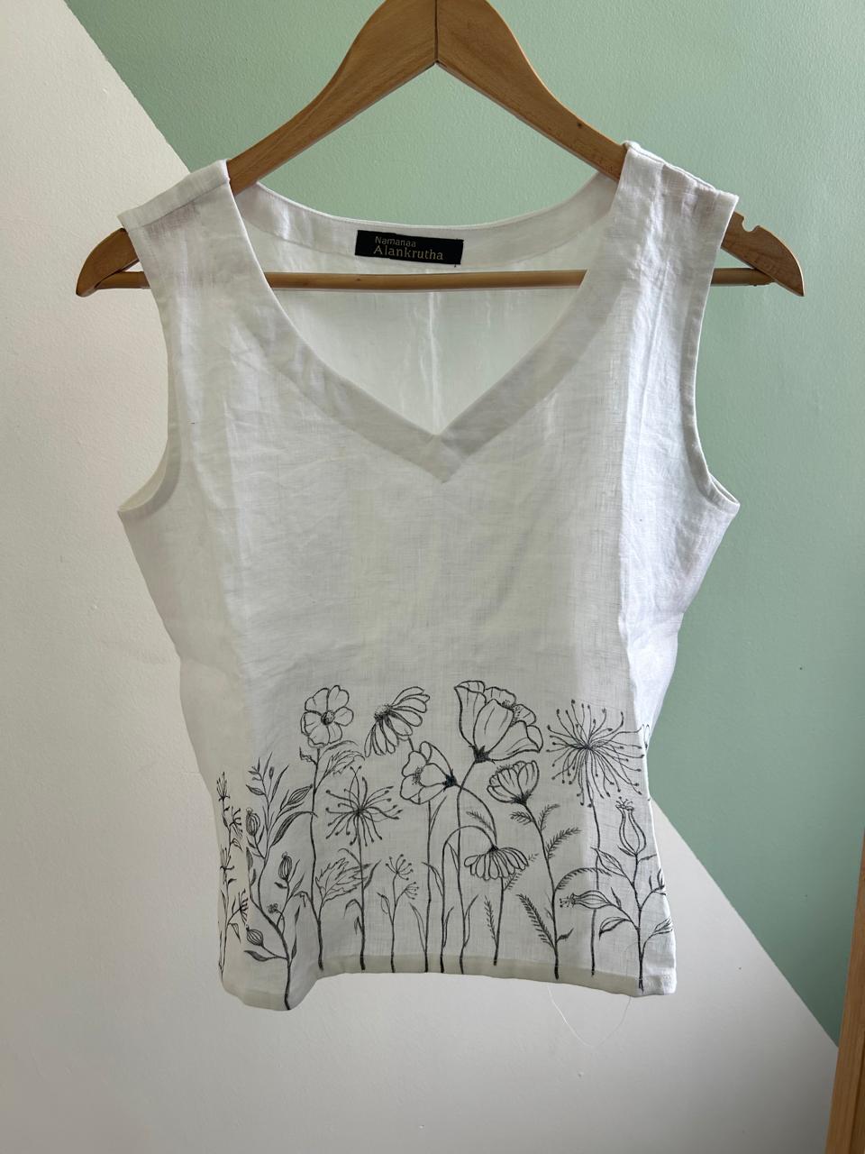 White linen Western top-Alankrutha