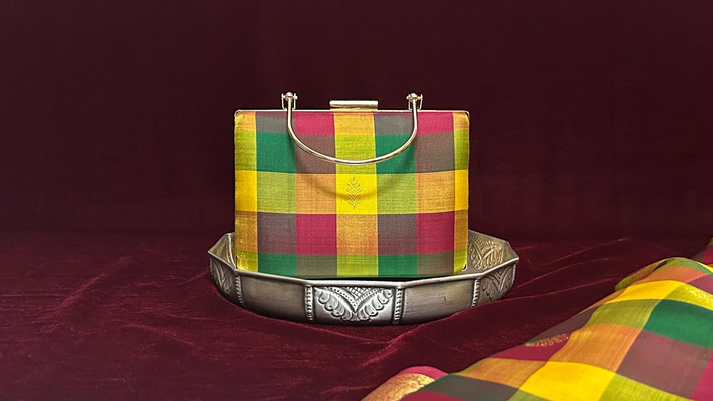 Palam silk Checks Clutch