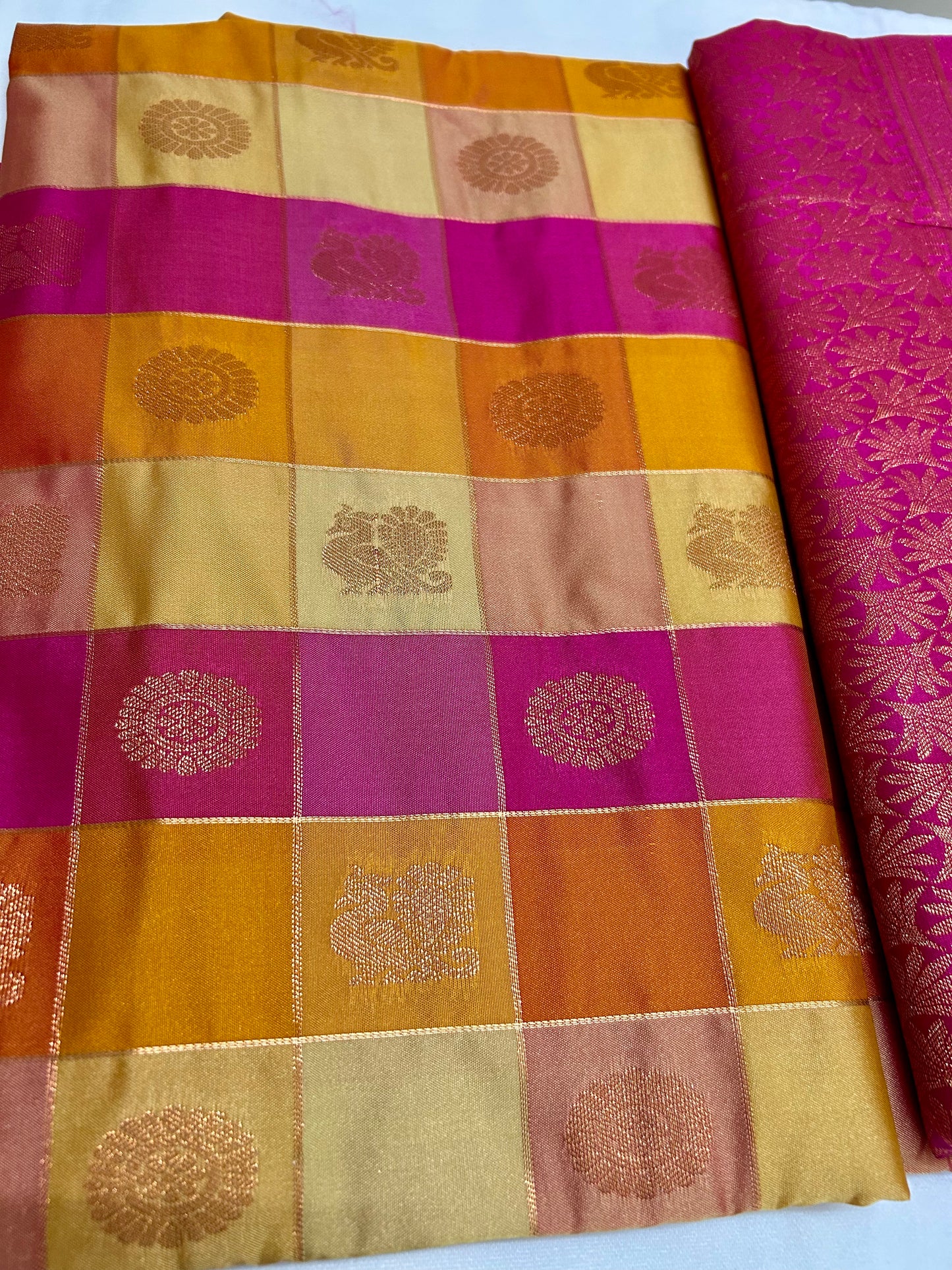 Palam Checks - Vegan silk Saree