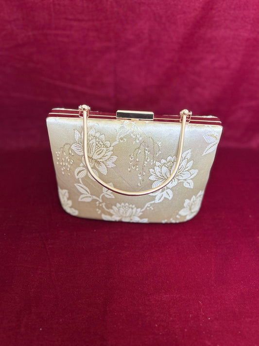 Gold Brocade clutch-Alankrutha