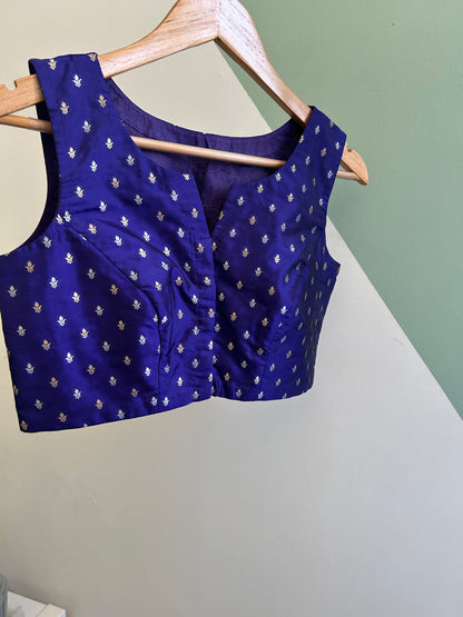 Brocade sona roopa motifs sleeveless blouse