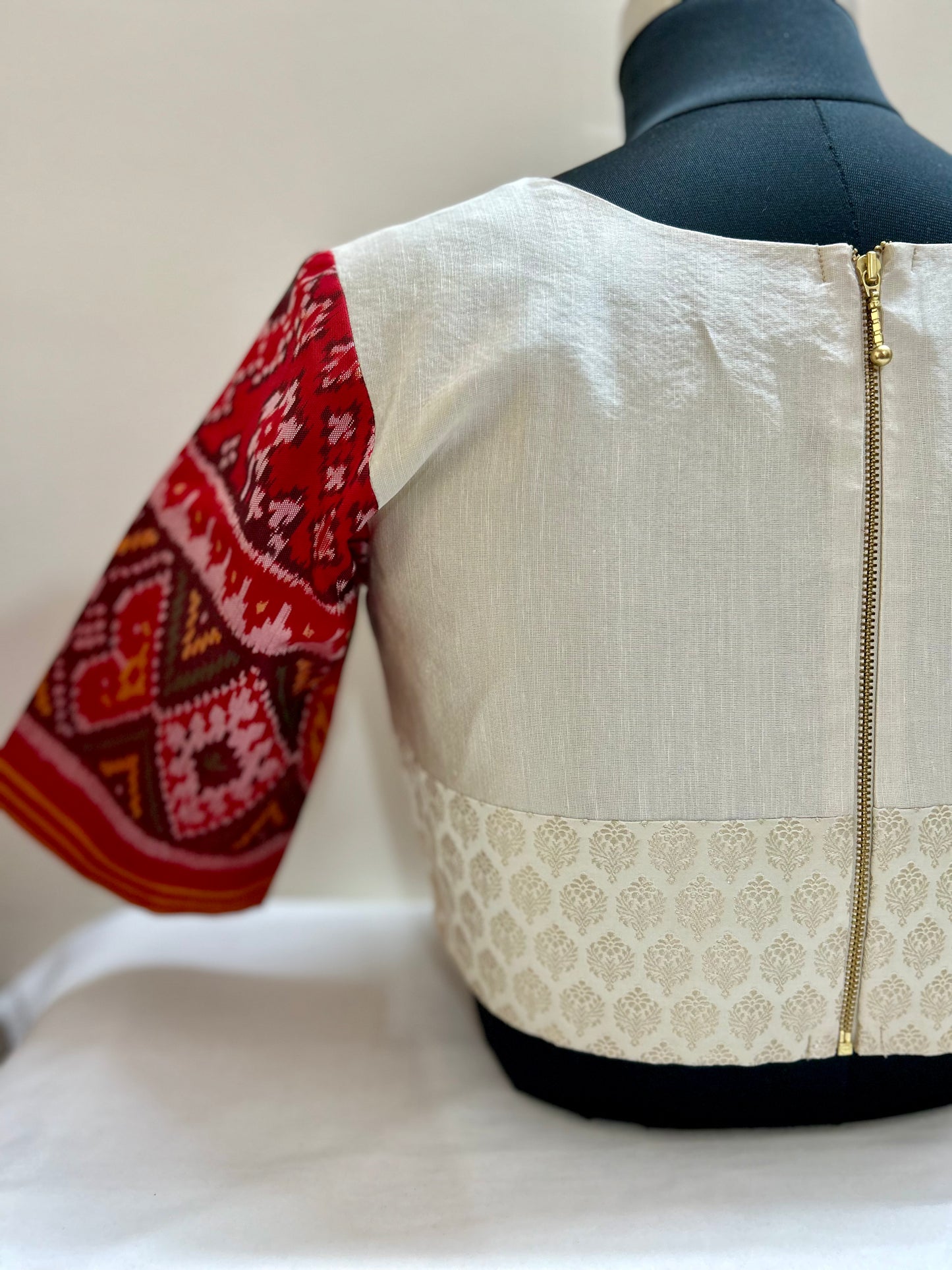 red patola blouse-Alankrutha