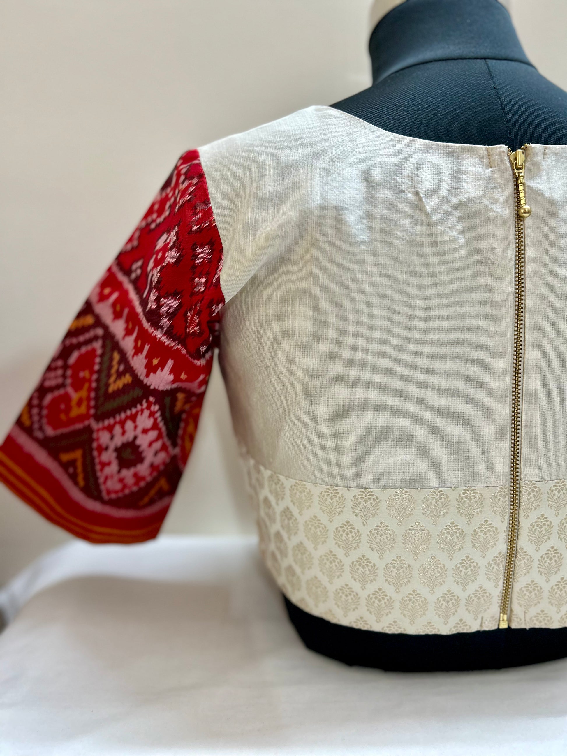 red patola blouse-Alankrutha