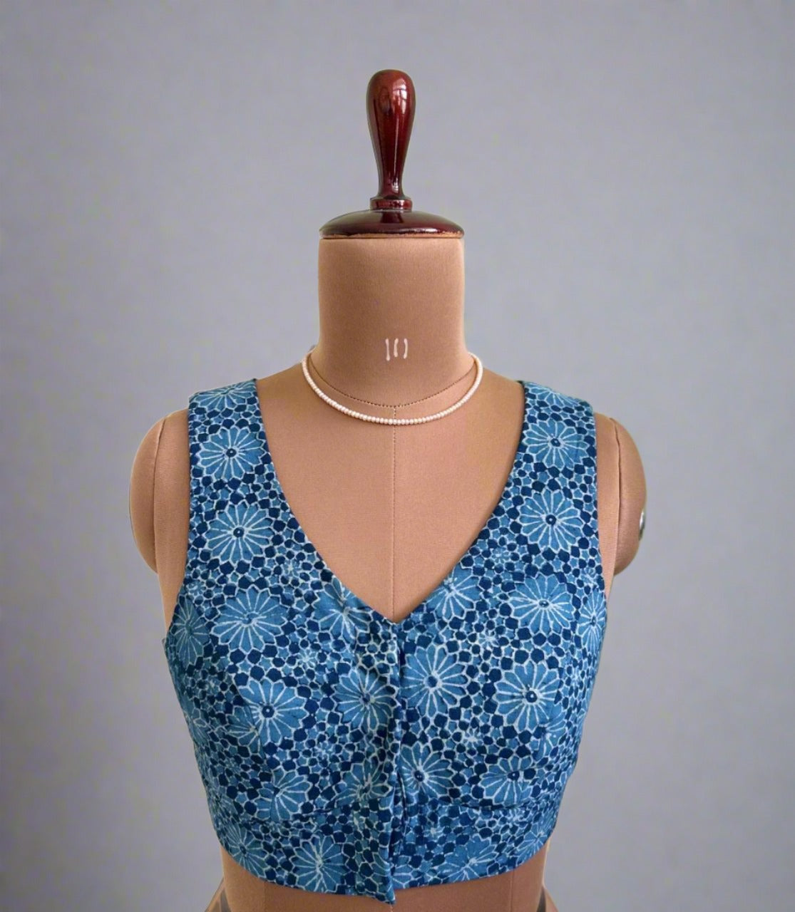 Indigo sleeveless blouse-Alankrutha