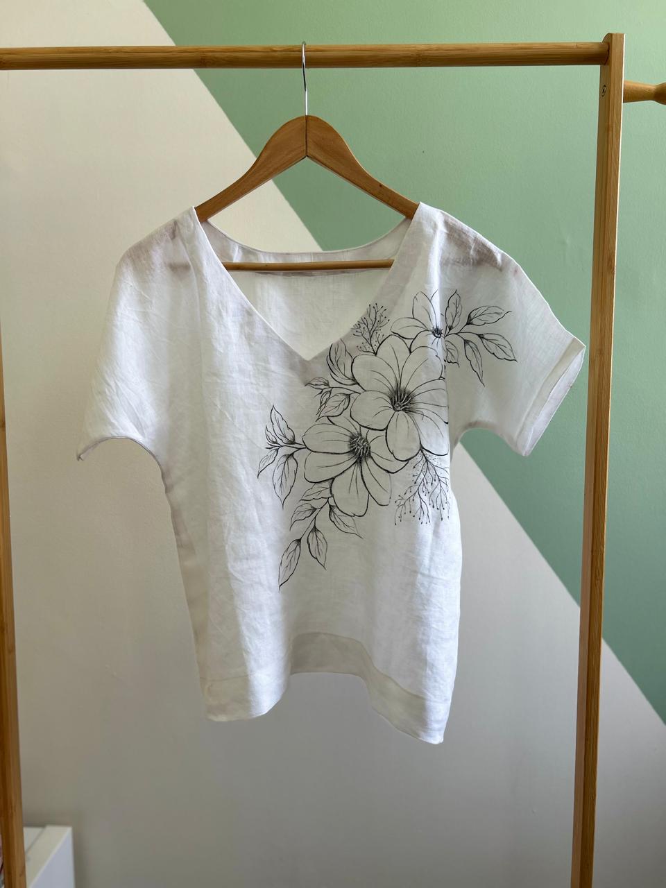white floral linen Top -Alankrutha