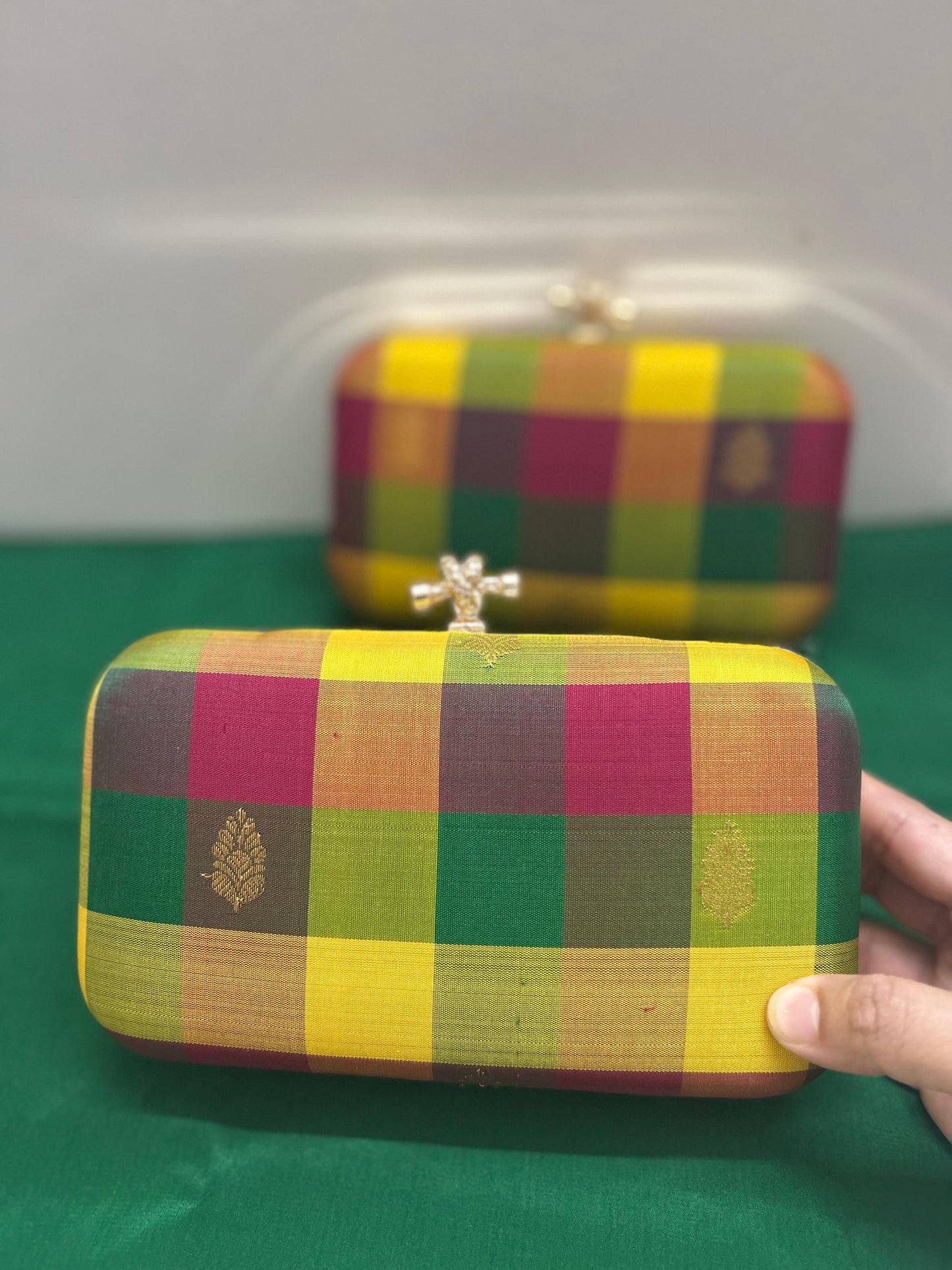 Palam Kanchi silk Checks Clutch