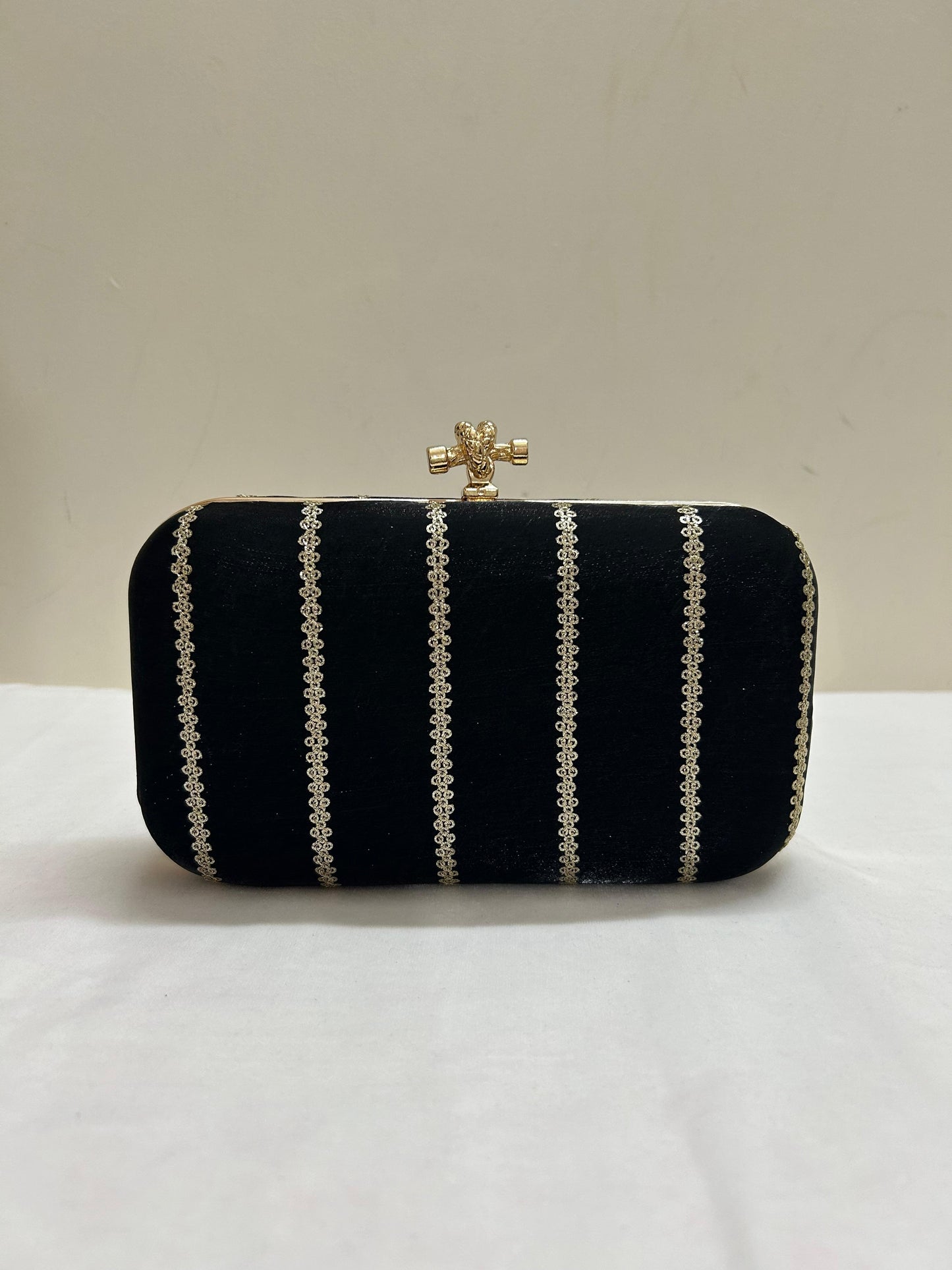 Designer Clutch-Alankrutha