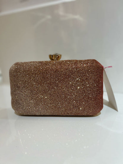 Gold clutch-Alankrutha
