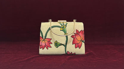 PenPichwai Clutch-Alankrutha