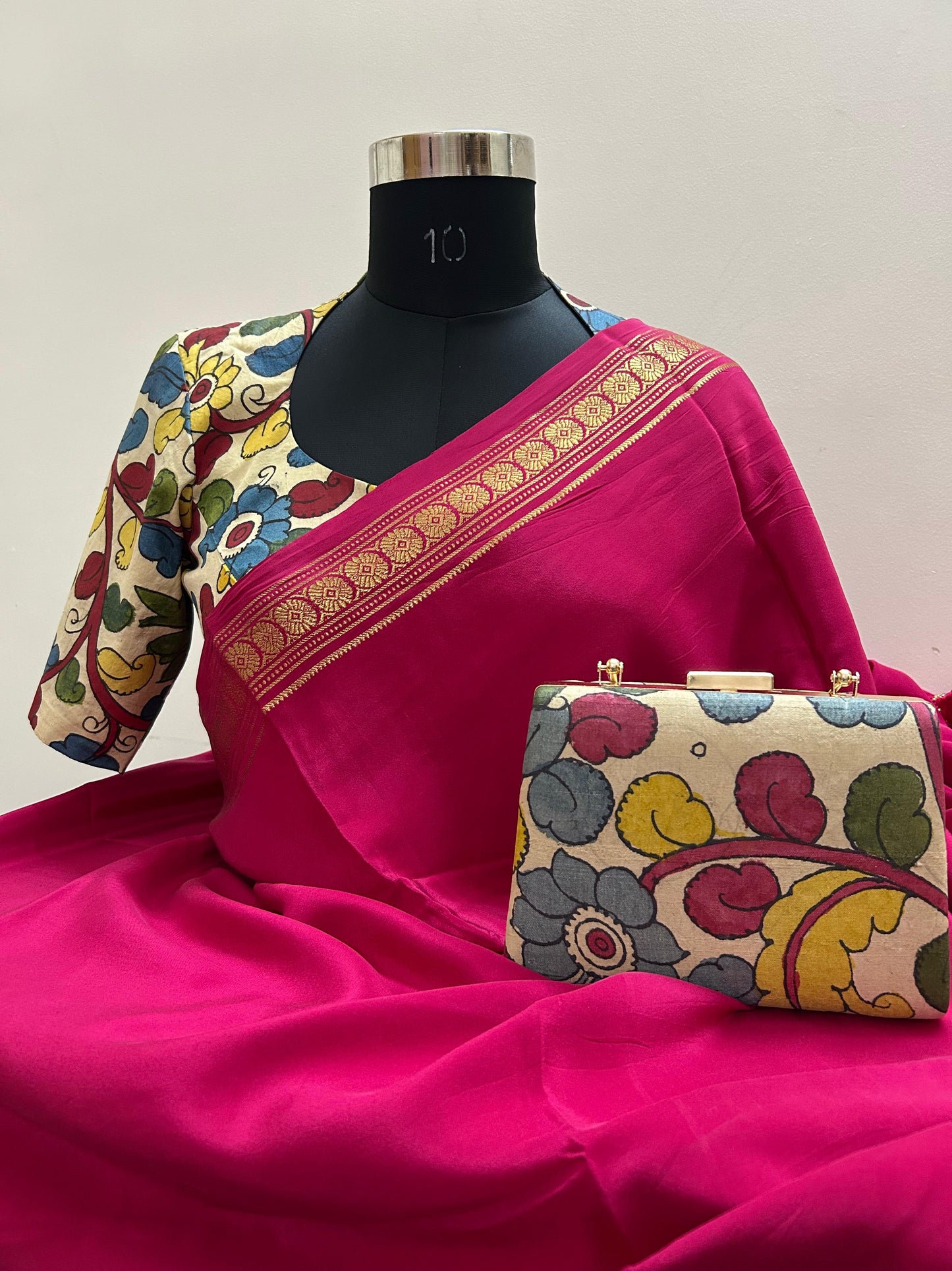 Pen Kalamkari Blouse & Clutch Combo