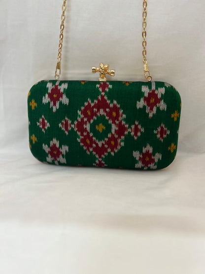 Patan Patola Clutch- Alankrutha