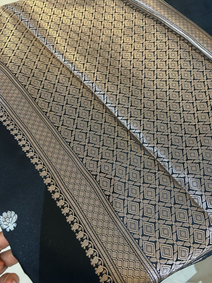 Semi Raw Mango Banaras saree with blouse fabric