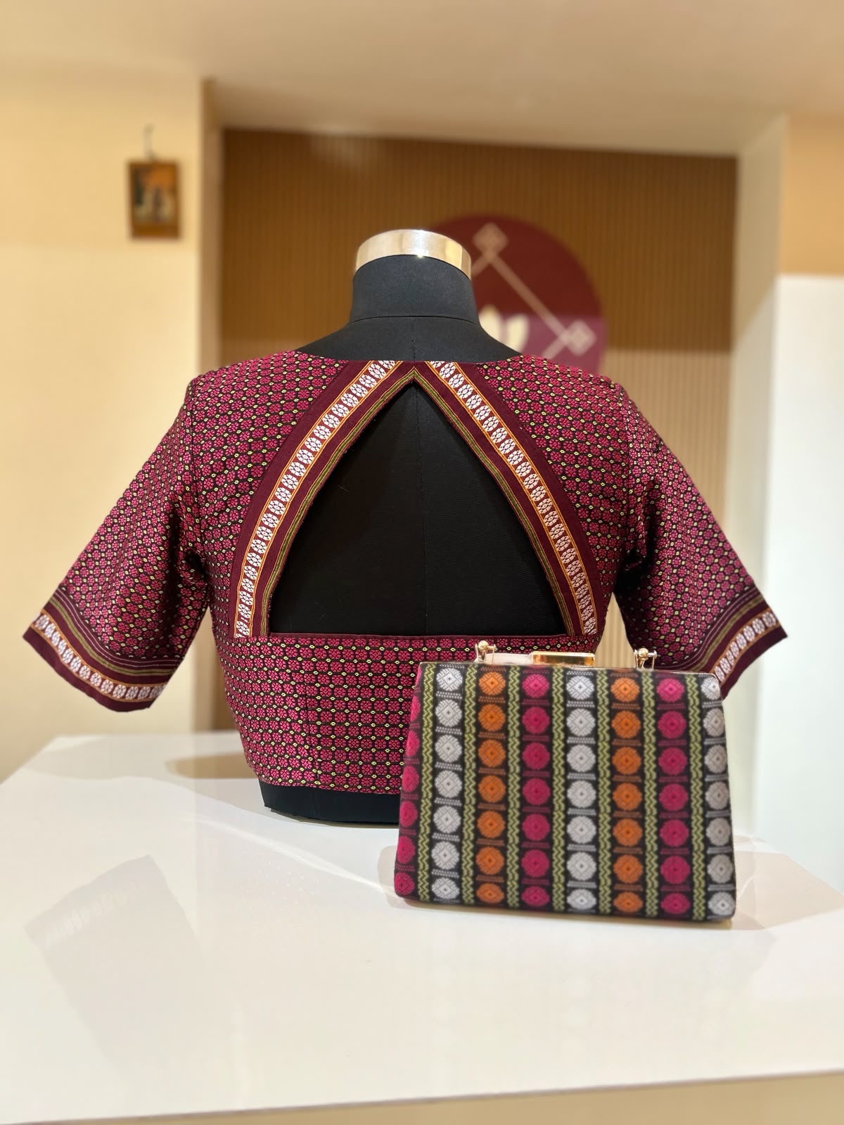 Ilkal Rudraksh Clutch