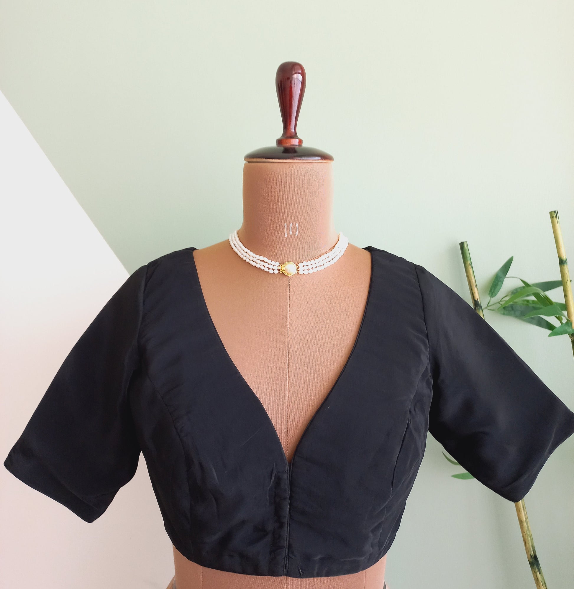 Black Ready to Wear Blouse- Alankrutha