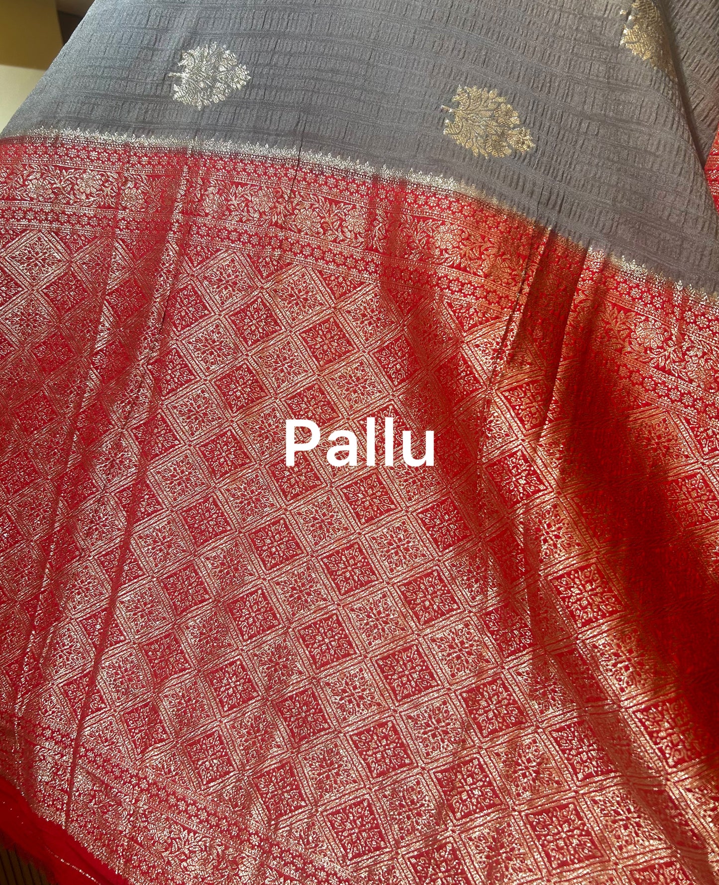 Banarasa Munga Silk Saree